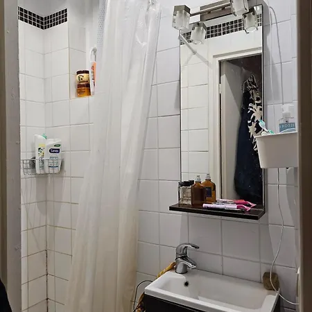 Buttes Chaumont Париж